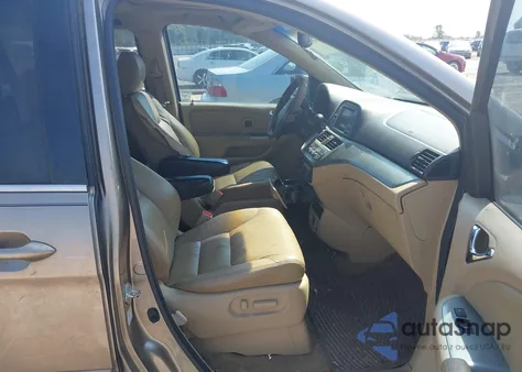 2008 Honda Odyssey Touring z USA, uszkodzony, nr VIN 5FNRL38828B016966